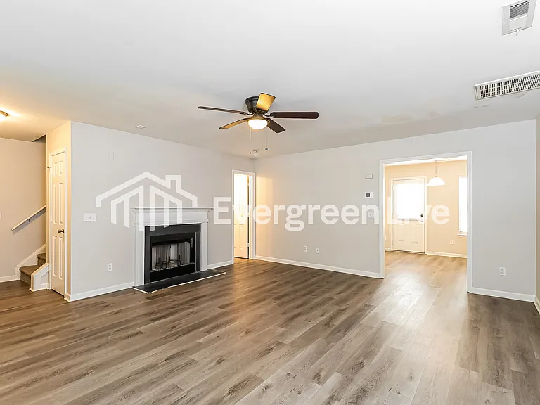 3217 Reid Brook Ln — Photo 4