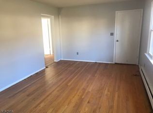 89 Ridge Ave, North Plainfield, NJ 07060