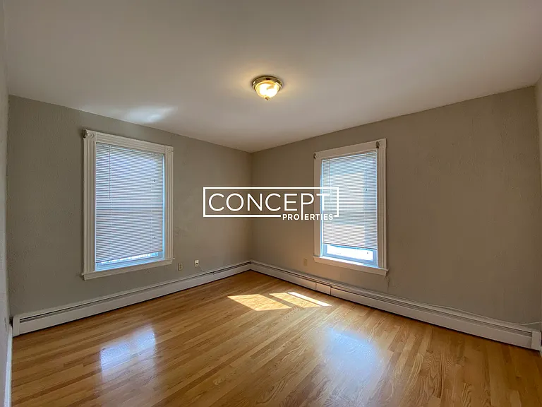 350 Allston St — Photo 16