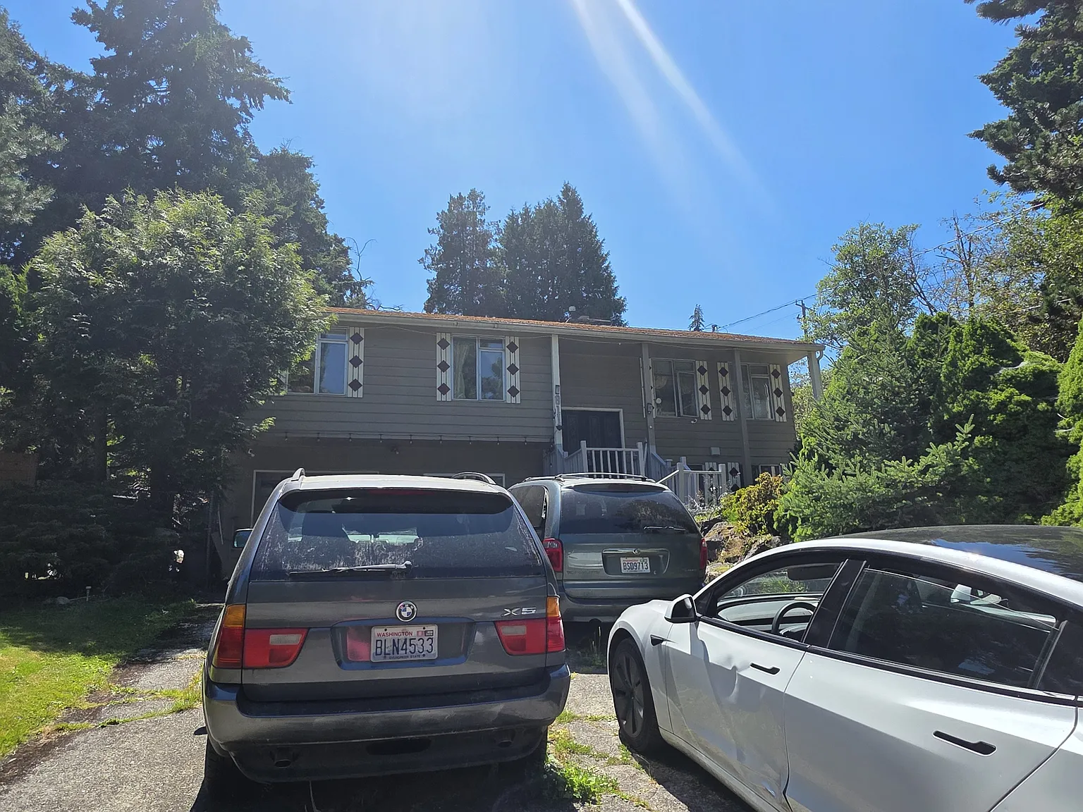 3 bed, 2310 sqft, $2,500 — Photo 1