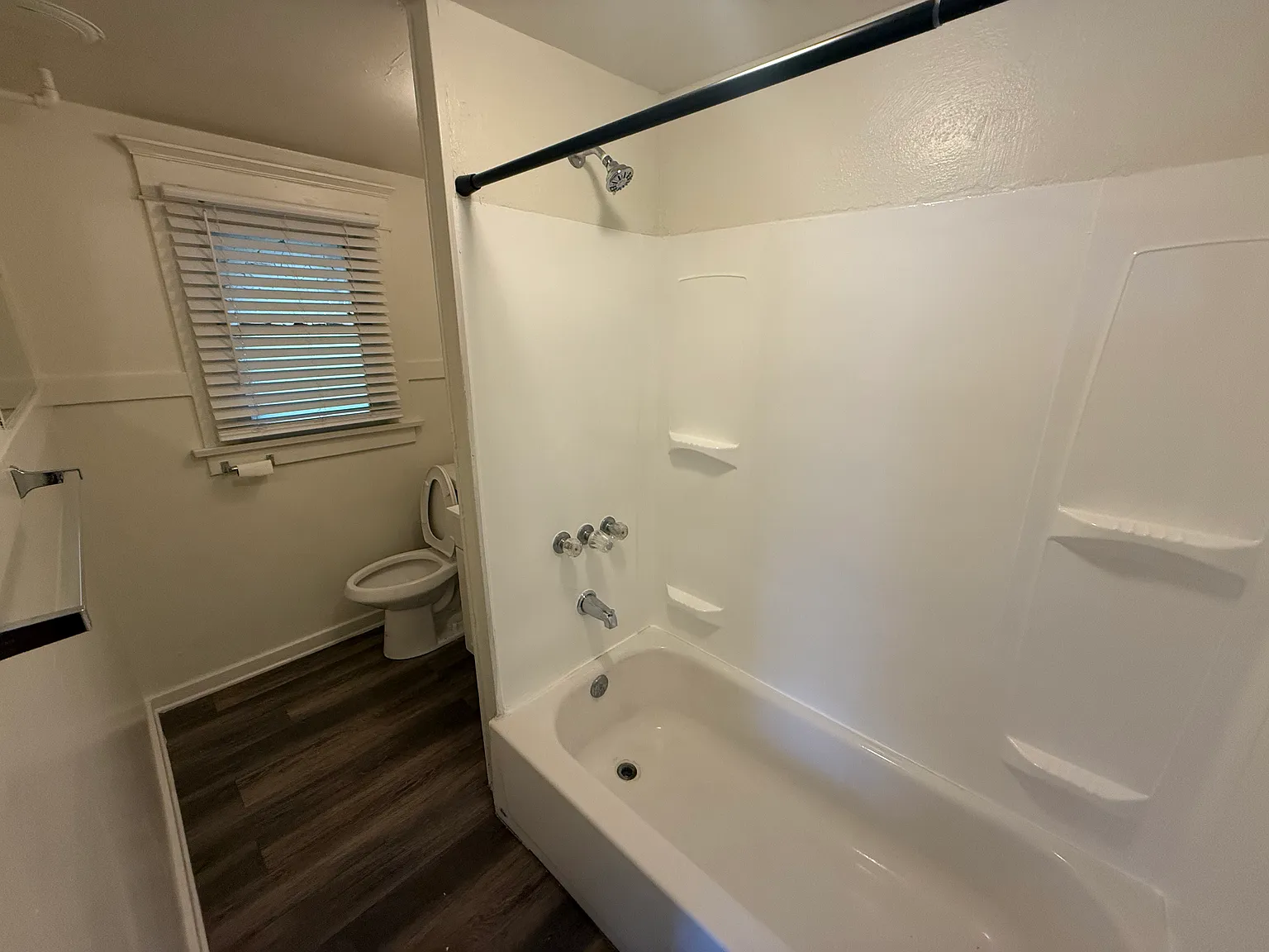 1 bed, 700 sqft, $1,710 — Photo 4