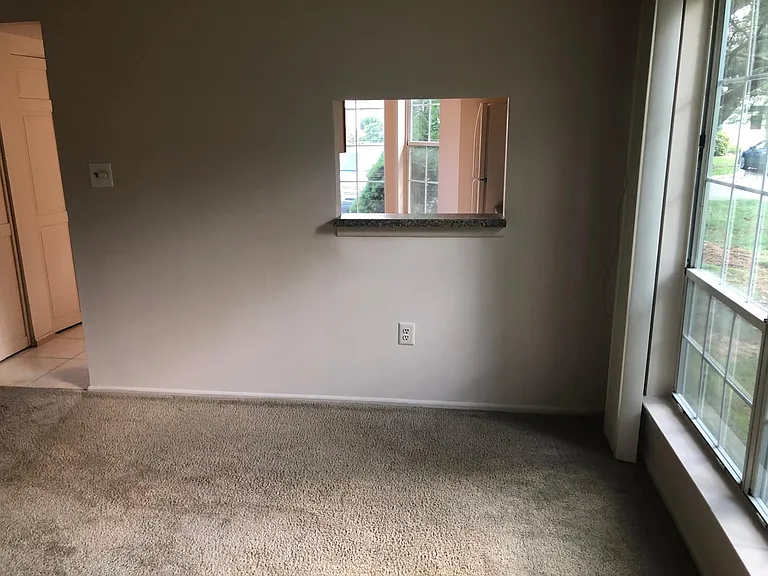 23 Cloister Ct #23 — Photo 7