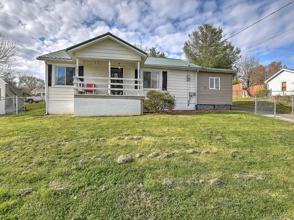 3350 Bloomingdale Rd, Kingsport, TN 37660