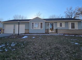 7510 N Wayne Ave, Gladstone, MO 64118
