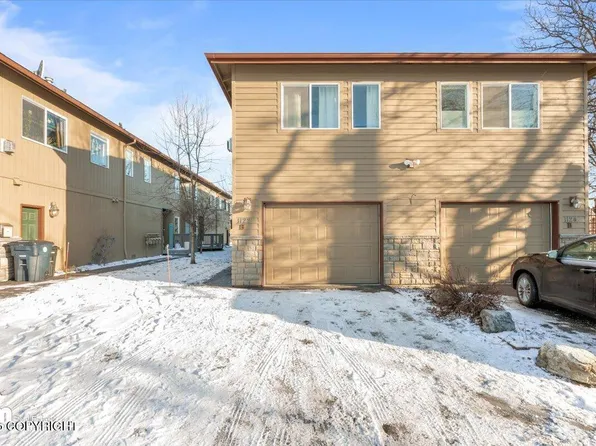 1122 Latouche St #B, Anchorage, AK 99501