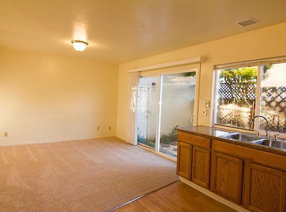 5th image of 4146 Polaris Ave