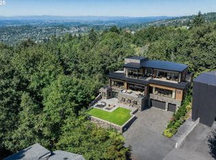 8049 NW Prominence Ct, Portland, OR 97229