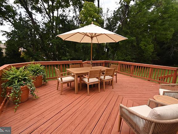 2nd image of 1206 Cabinwood Pl