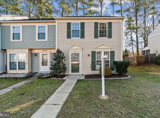 8226 Great Bend Rd, Glen Burnie, MD 21061