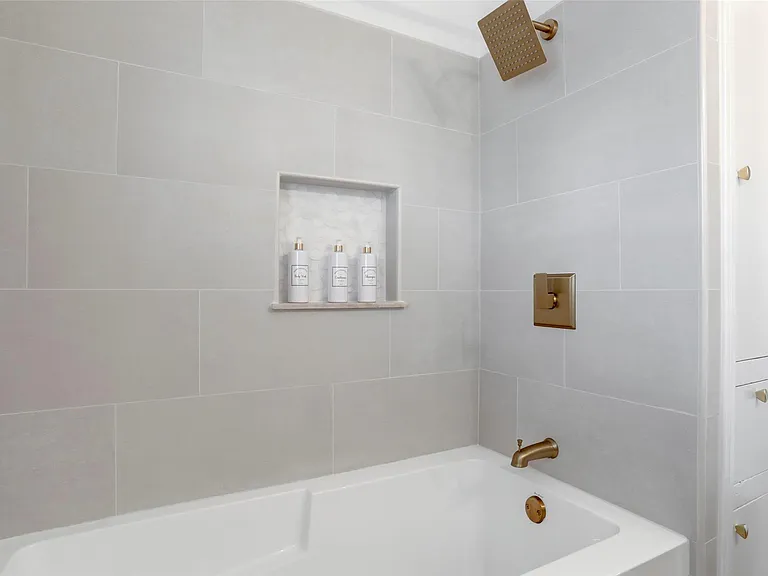 3744 Aberdeen Way — Photo 9