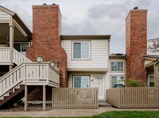 915 Summer Dr, Highlands Ranch, CO 80126