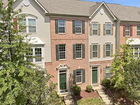 2nd image of 7109 Penny Ln