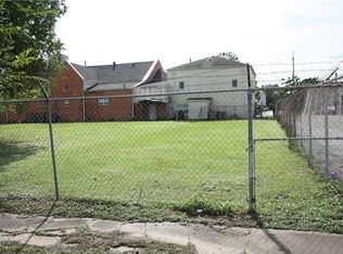 2016 Harmony St, New Orleans, LA 70115
