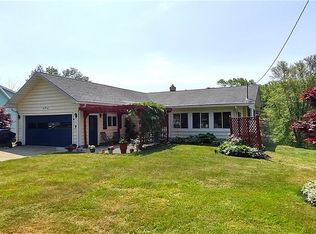 645 Lake Rd, Conneaut, OH 44030