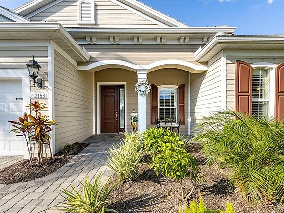 2nd image of 21531 Oaks Of Estero Cir
