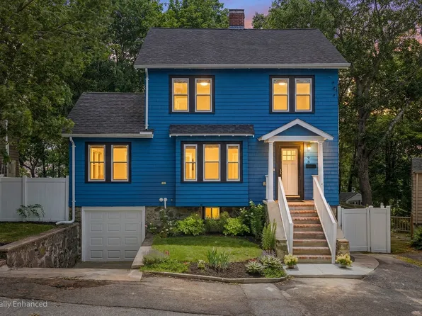 98 Rock Glen Rd, Medford, MA 02155