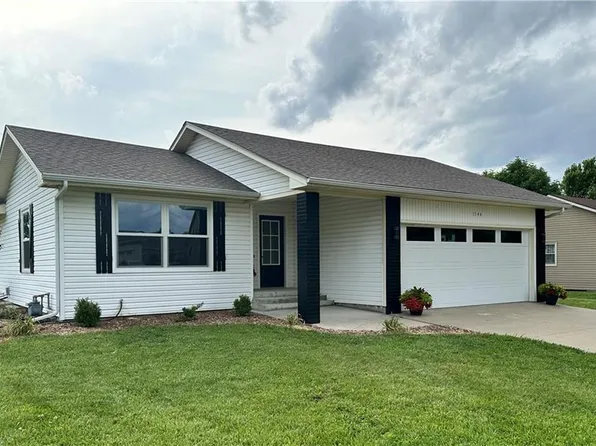 1744 S Ash St, Ottawa, KS 66067