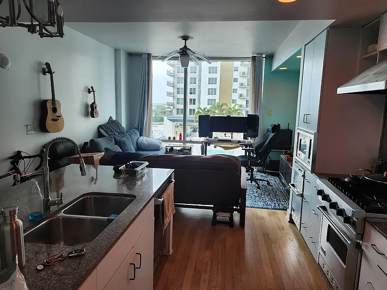 1120 E Kennedy Blvd #1124 — Photo 2