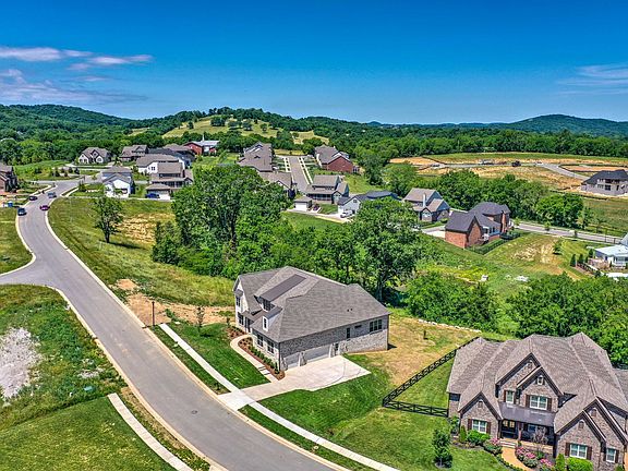 4th image of 1020 Lawson Ln
