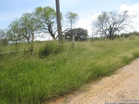 4th image of 4416 County Road 401