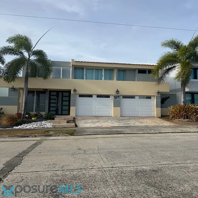 4 bed, 2.5 bath, 1750 sqft, $2,000 — Photo 1