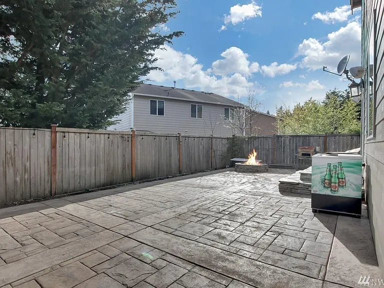 9508 200th St E — Photo 16