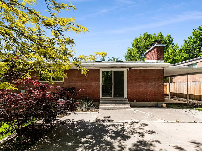 2566 E Keddington Ln #A — Photo 22