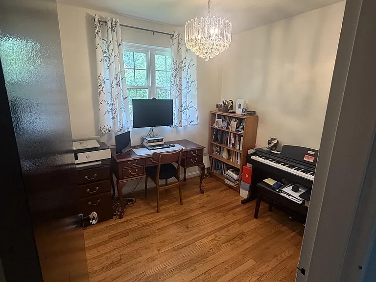 2349 N Early St — Photo 14