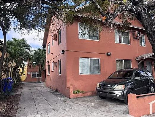 1 bed, 400 sqft, $1,500 — Photo 3