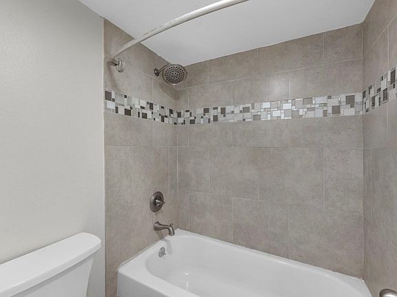 3rd image of 3643 Sage Rd #1