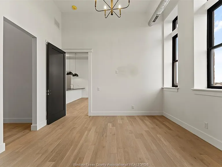 247 Brock St #303 — Photo 19