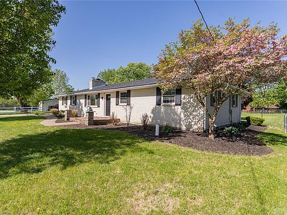 4th image of 8831 Cam Dr