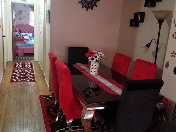 4th image of 42 W 56th St #1