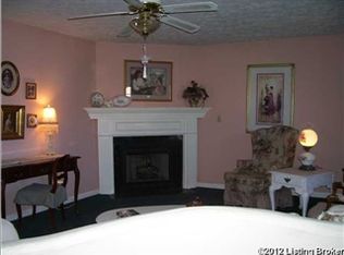 7813 Appleview Ln, Louisville, KY