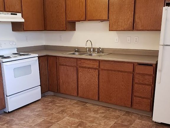 5th image of 215 Feather Way #C4aa3234e