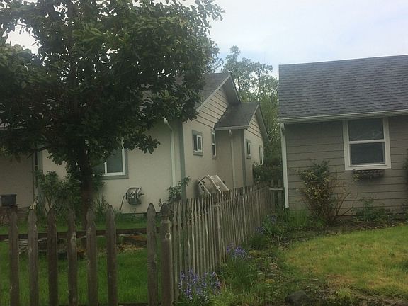 3rd image of 1107 S 11th Ave