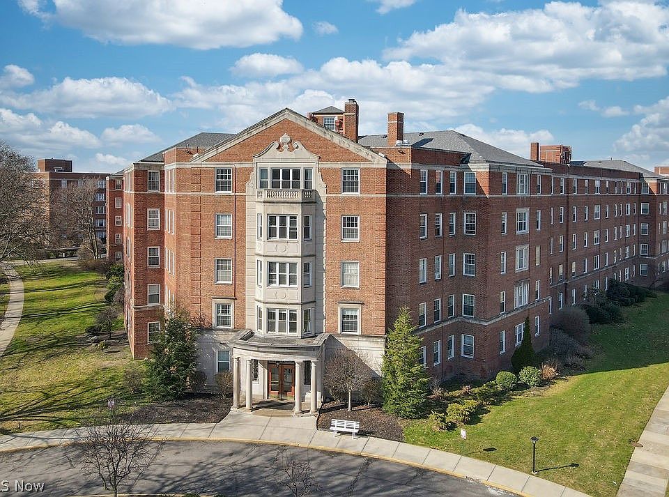 1st image of 13800 Fairhill Rd APT 512