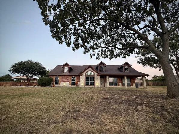 4230 Zachs Ct, Midlothian, TX 76065