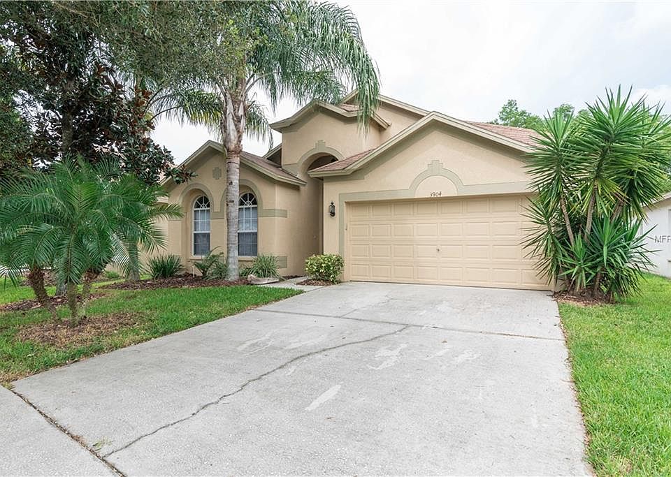 1st image of 3904 Lockridge Dr