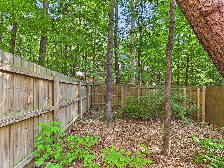 4905 Long Shadow Dr — Photo 31