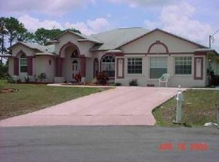 312 SW Buzby Ct, Port Saint Lucie, FL 34953