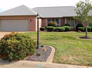 1431 Ashmore Dr, Evansville, IN 47725