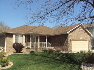 4910 Deer Creek Cir, Lincoln, NE 68516