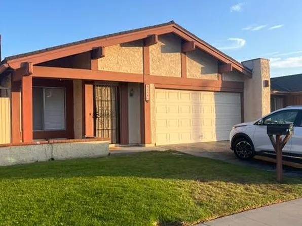 6348 Swallow St, Ventura, CA 93003