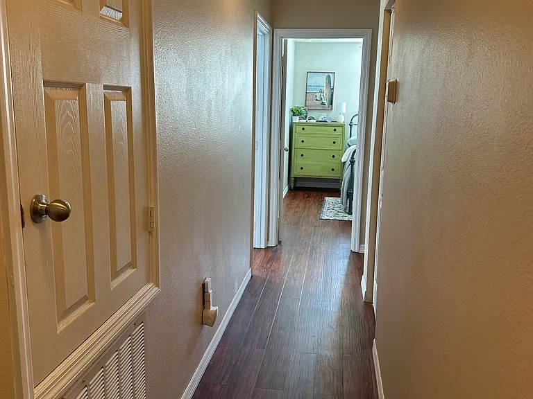 2661 Carthage Dr #1 — Photo 40