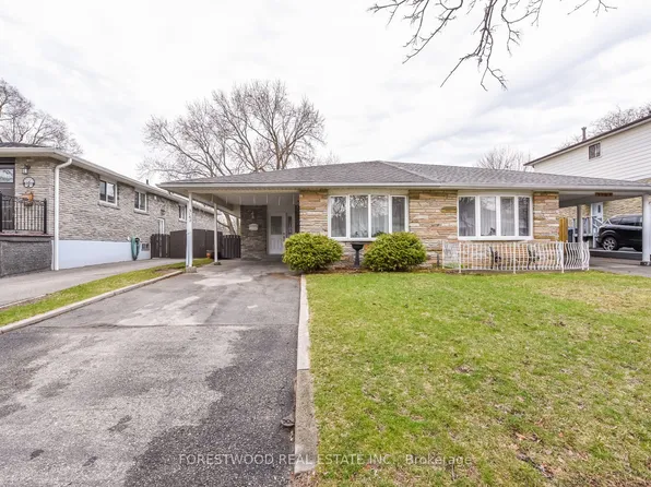 3162 Corrigan Dr, Mississauga, ON L4Y 3C6