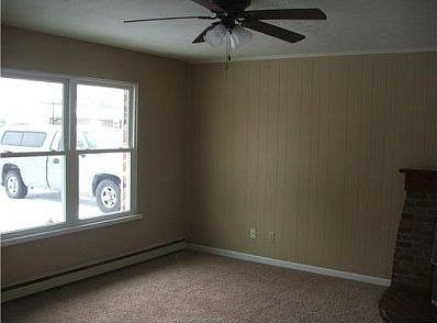 4th image of 10977 Comanche Dr