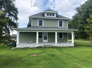 7745 E Kankakee Rd, Walkerton, IN 46574