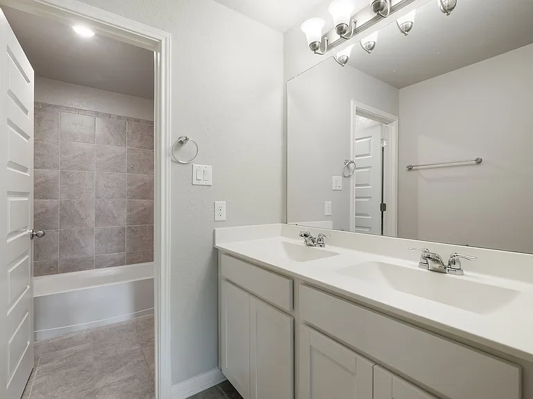 12919 Awuzie Trl — Photo 25