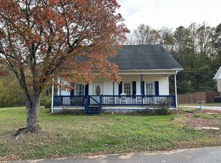 302 Catawba Ave, Hickory, NC 28601